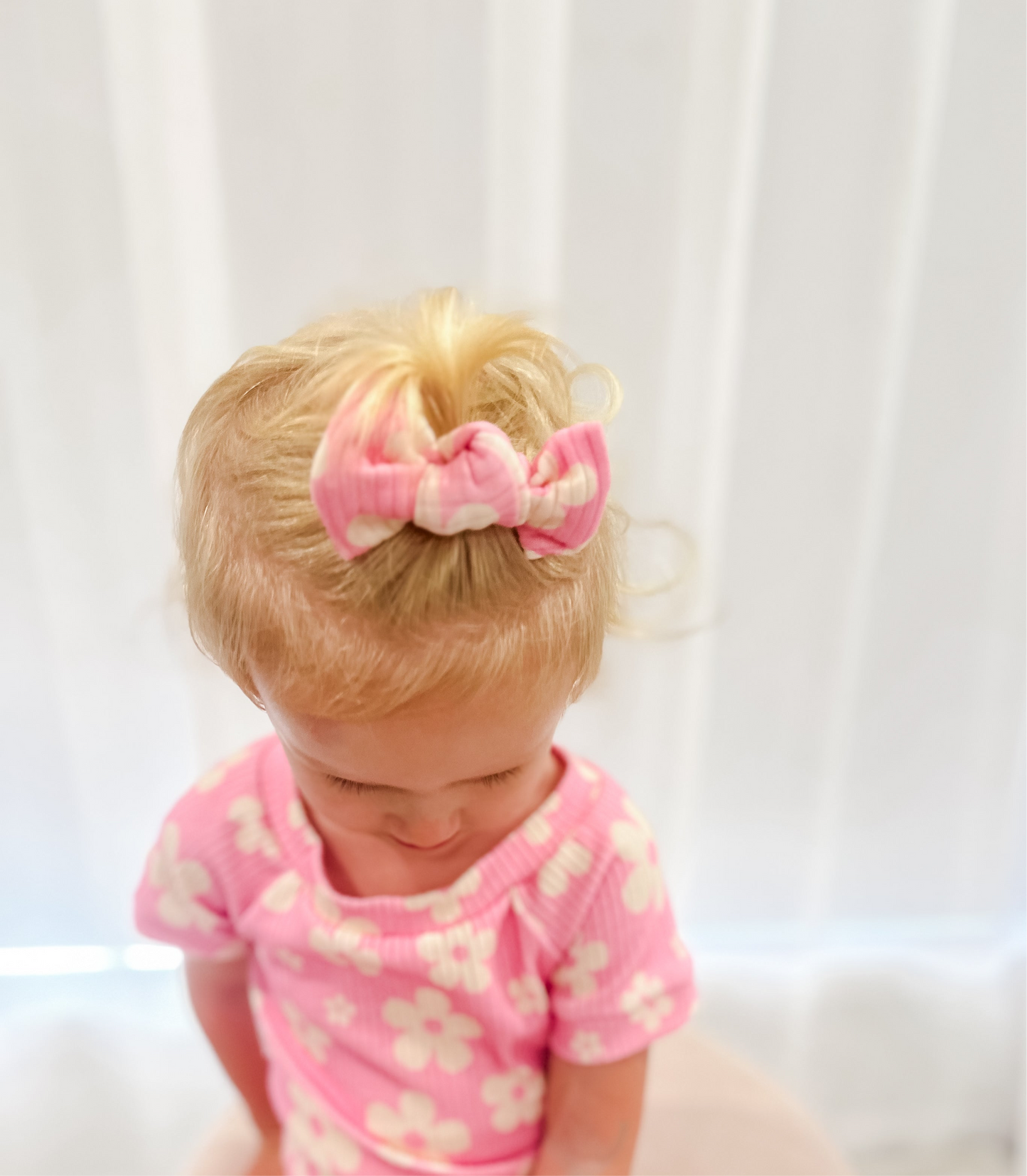 Daisy Pink Mini Bow